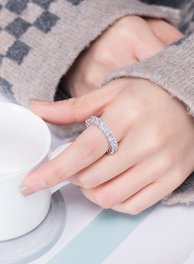 王嘉尔同款截止微镶简约高级感