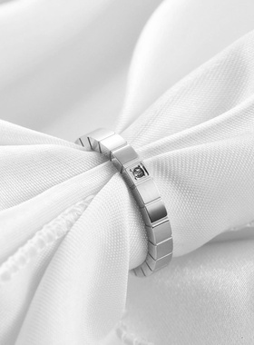 张凌赫同款小众方块戒指