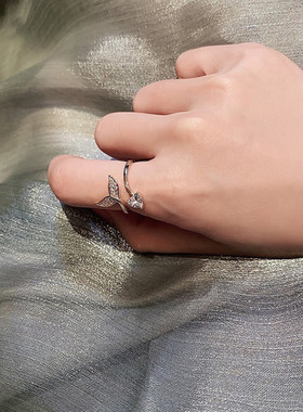 韩版网红铜镶锆石真金电镀奢华鱼尾戒指女开口食指冷淡风指环