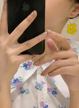林肉完 夏日入场券 / 插画风撞色树脂花朵耳钉夏日花朵耳圈耳环女