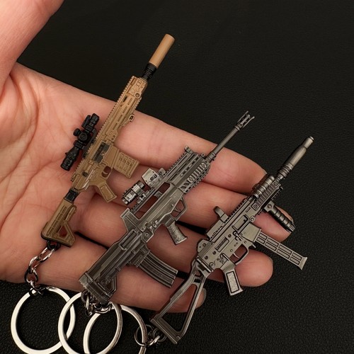 使命召唤 迷你M7 141UMP45模型小枪挂件金属钥匙扣兵人道具装饰 - 图0