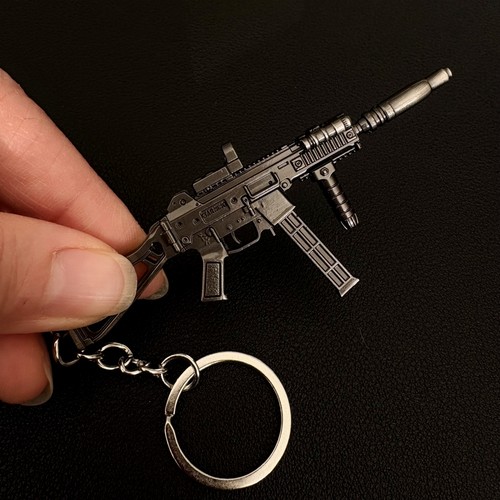 使命召唤 迷你M7 141UMP45模型小枪挂件金属钥匙扣兵人道具装饰 - 图2