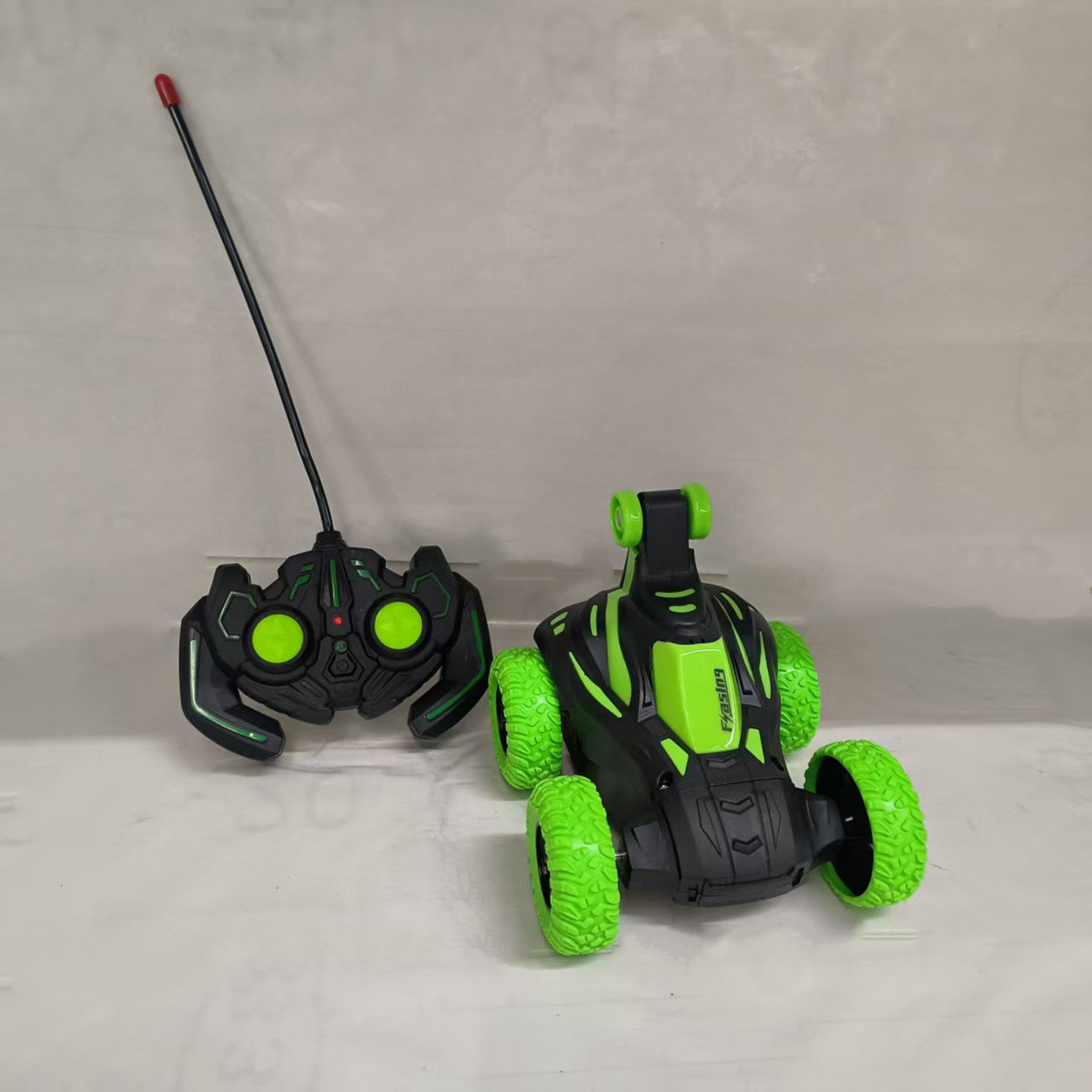 儿童遥控翻转特技车电动玩具车多功能遥控翻斗车3 岁7男生日礼物,淘宝优惠券,粉丝福利购,淘宝优惠卷