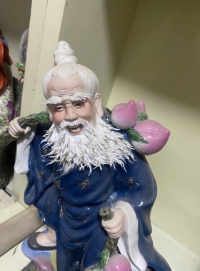 精品东方朔扛桃创意景德镇手工陶瓷器雕塑瓷厂厂货摆件高度50厘米