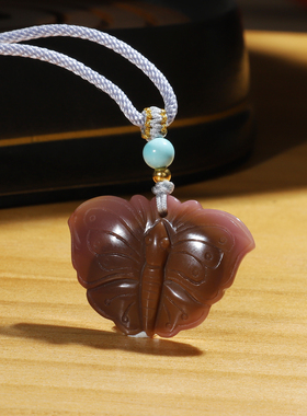 天然原矿源盐玛瑙吊坠蝴蝶