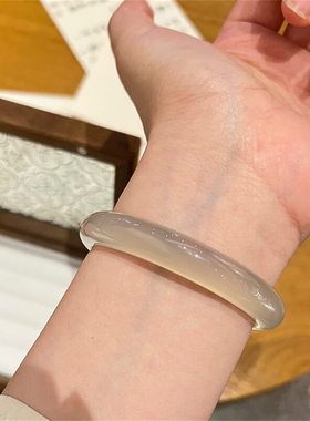 天然荔枝冻玉髓白月光玛瑙手镯