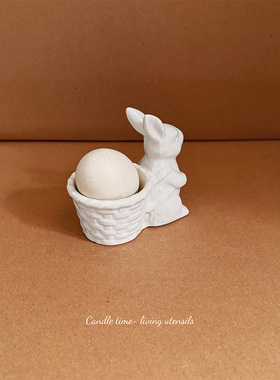 蛋托陶瓷浮雕兔子背筐