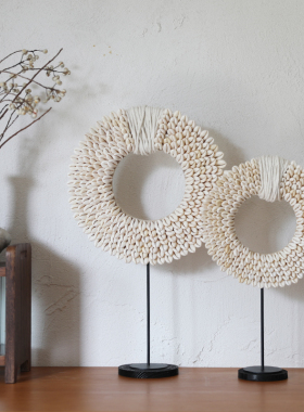 贝壳装饰北欧风客厅手工拉菲草