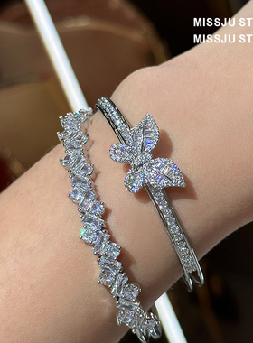 琚小姐不规则碎钻拼接开口手镯