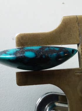 纯天然绿松石云盖寺牛鼻孔吊坠