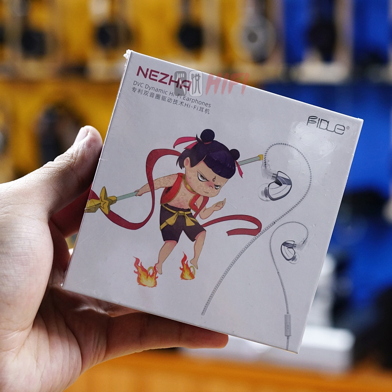 飞朵Fidue NEZHA 哪吒 石墨烯振膜双音圈驱动技术hifi耳机小行星