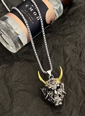 爆款金角般若吊坠钛钢项链男鬼怪面具吊坠嘻哈痞帅炫酷个性配饰品