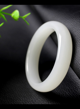 天然阿富汗白玉手镯女款