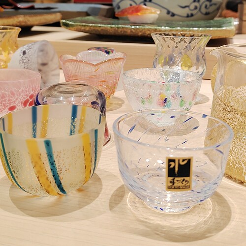 善渊现货日本进口酒具清酒杯酒彩色玻璃小杯皿前菜碟日料板前餐具 - 图1