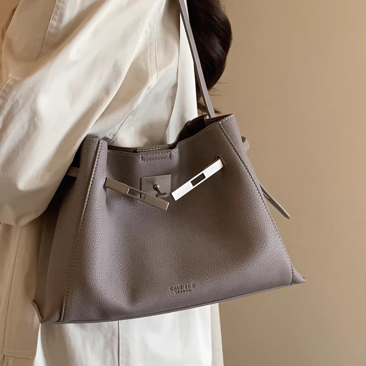 南风Chio2nd 纽约街心托特包包女斜挎包简约百搭大气妈妈包单肩包,淘宝优惠券,粉丝福利购,淘宝优惠卷