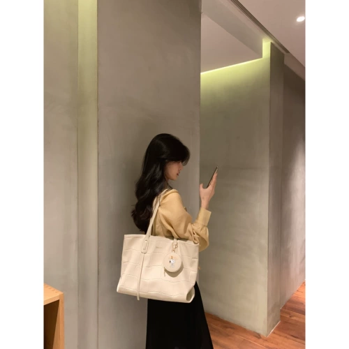 Nuby, зимняя белая портативная сумка через плечо, вместительная и большая сумка на одно плечо, коллекция 2022