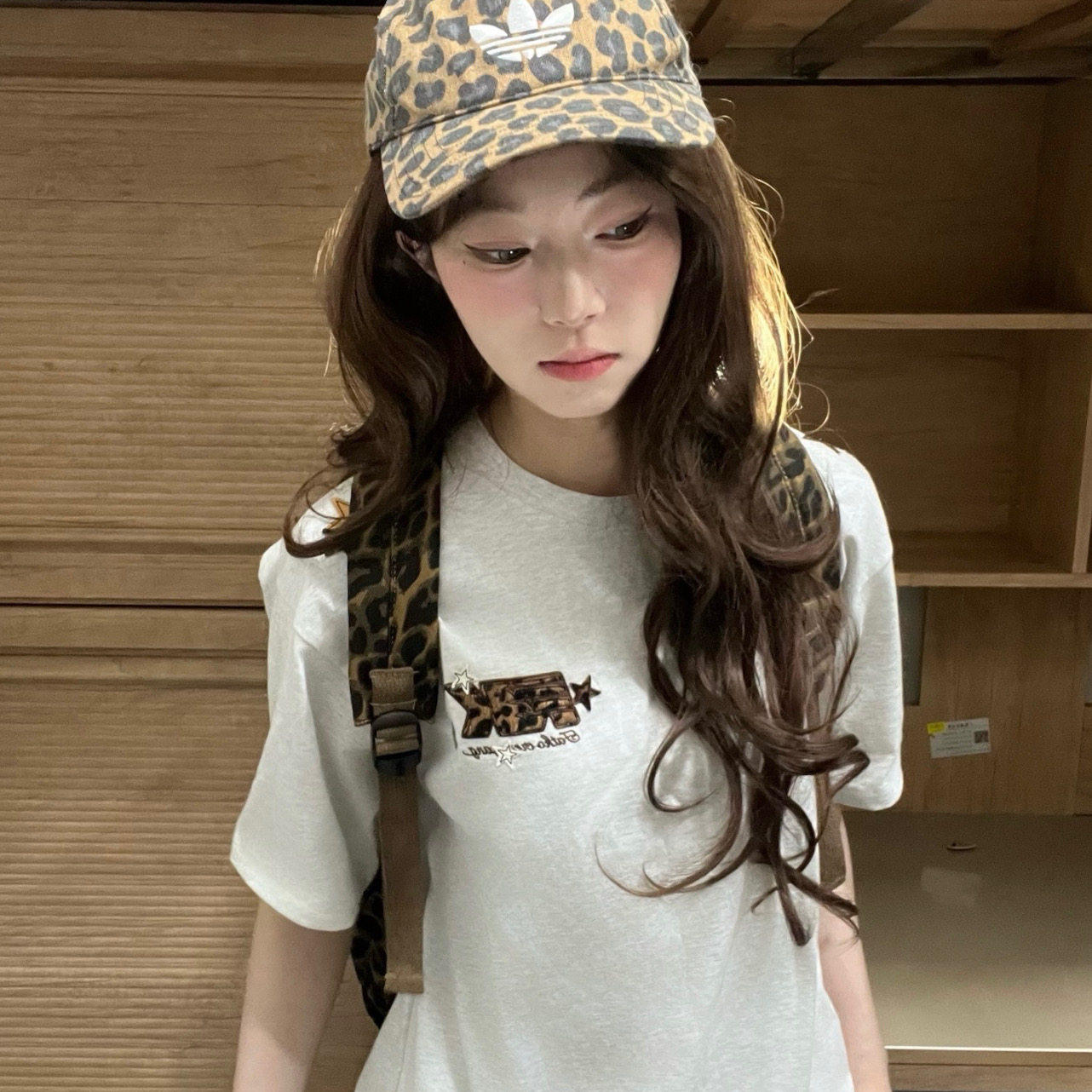美式复古潮牌短袖t恤女夏季宽松情侣星星贴布刺绣字母设计感上衣
