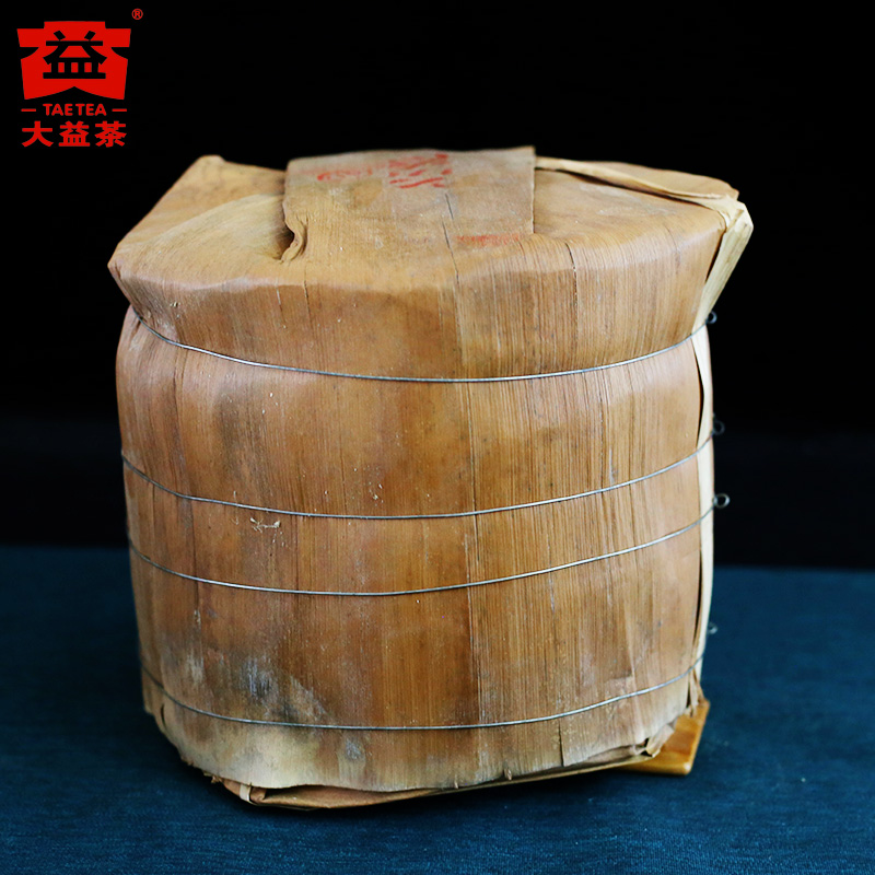 大益普洱茶生茶2007年701批8582生茶357g*7饼整提装 勐海七子饼茶 - 图2