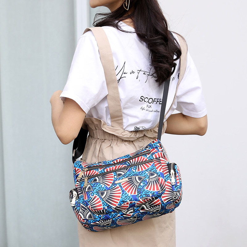 防水尼龙包印花包女2021单肩小包 艾果果箱包女士包袋