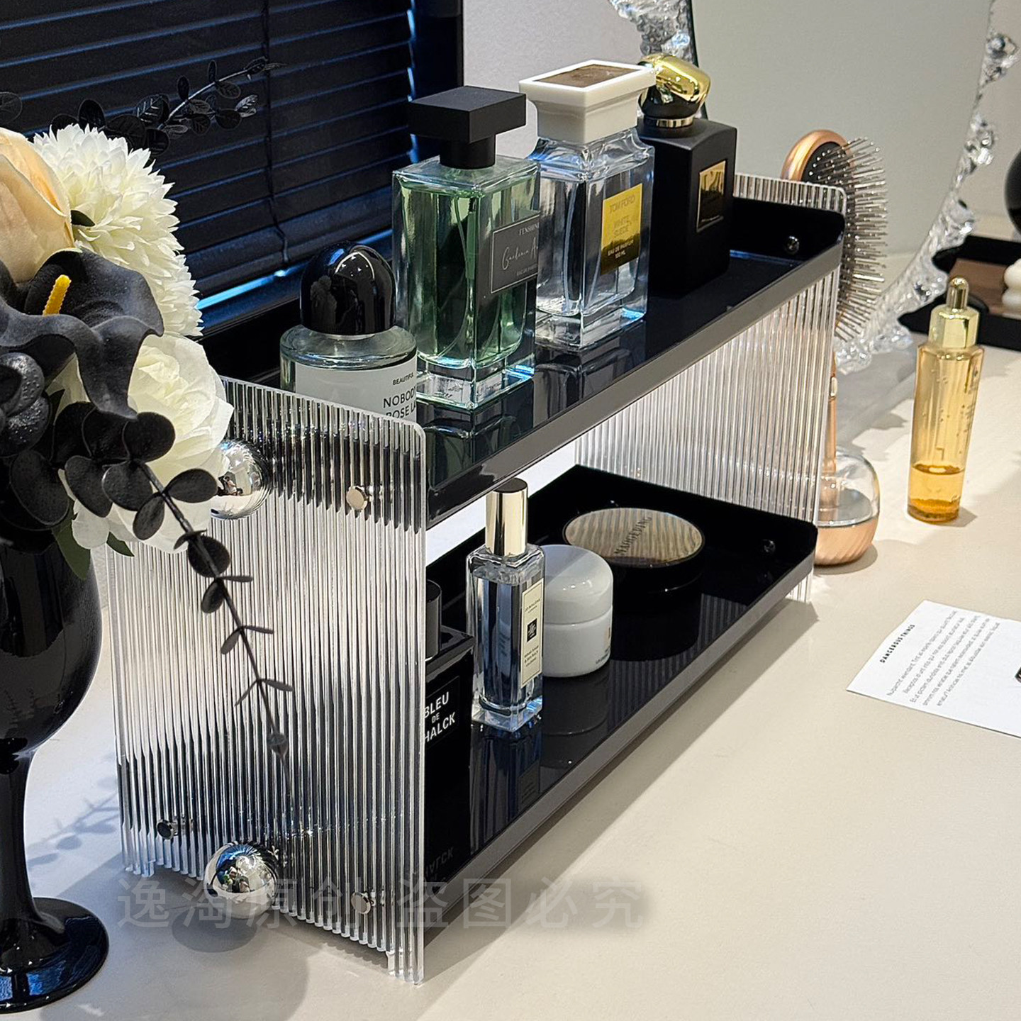 轻奢香水多层收纳架玄关咖啡杯水杯架梳妆台护肤品香水香薰整理架,淘宝优惠券,粉丝福利购,淘宝优惠卷