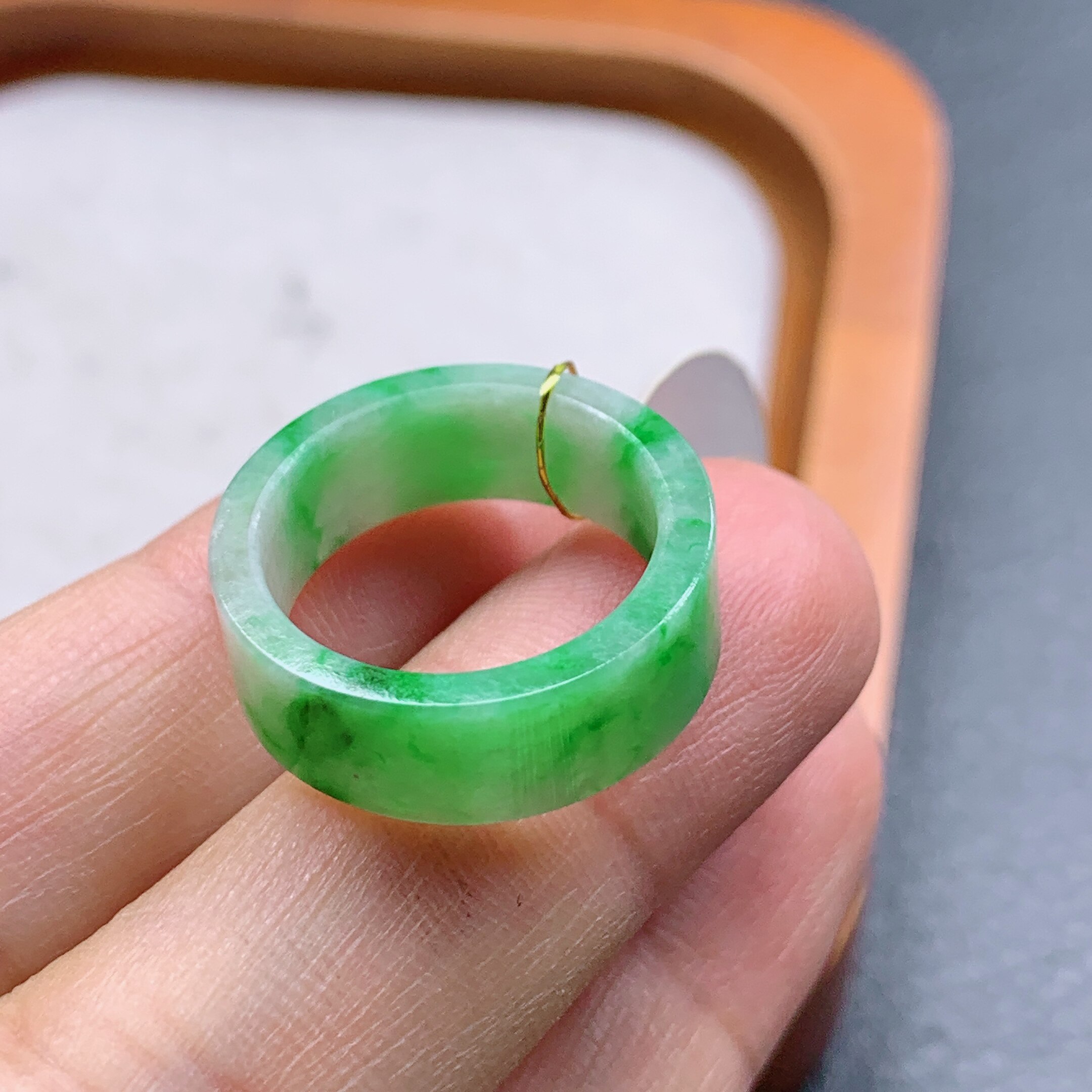 No. 11 Myanmar natural A-grade jadeite T1242 inner diameter 16.5-6.5-2.2mm floating green square ring