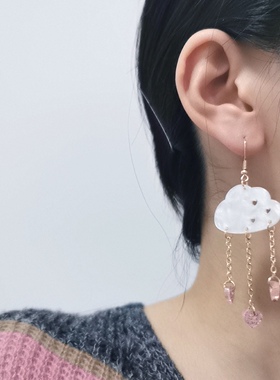 1时尚搞怪云朵雨流苏波点桃心爱心猫咪韩版少女度假拍照耳环钉针