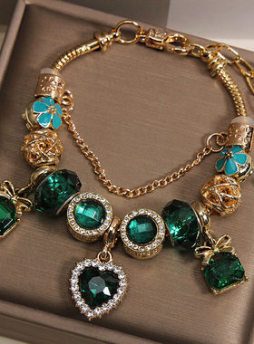 潘家风格绿色水晶爱心手链小众高级感祖母绿吊坠轻奢精致百搭手镯