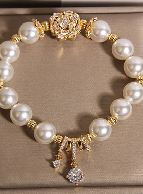 法式复古高级感珍珠手链女款轻奢小众气质百搭玫瑰花手串精致手饰