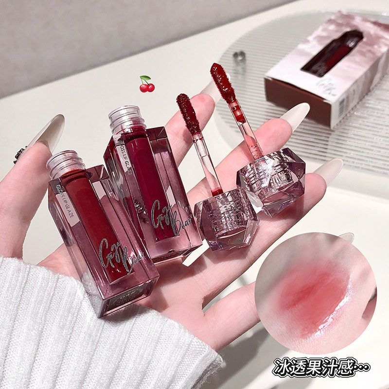 面唇蜜唇Gege嘟嘟滋润 晶钻水光唇bear不易保湿防水釉沾杯玻璃镜 - 图0