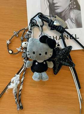 日本代购hellokitty黑色系可爱立体星星KT公仔包包挂件钥匙扣挂饰