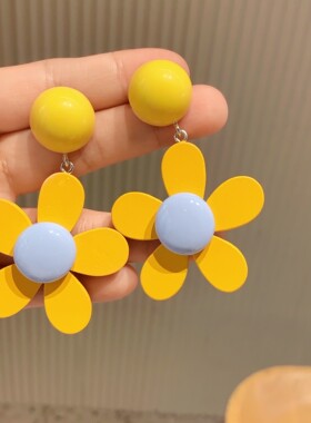 （满9.9包邮）夏日夸张大花耳环雏菊太阳花度假风姜黄无洞耳夹