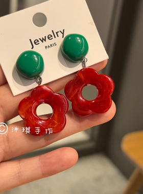 （满9.9包邮）撞色晕染可爱花朵耳钉百搭复古港风显脸小耳饰耳夹