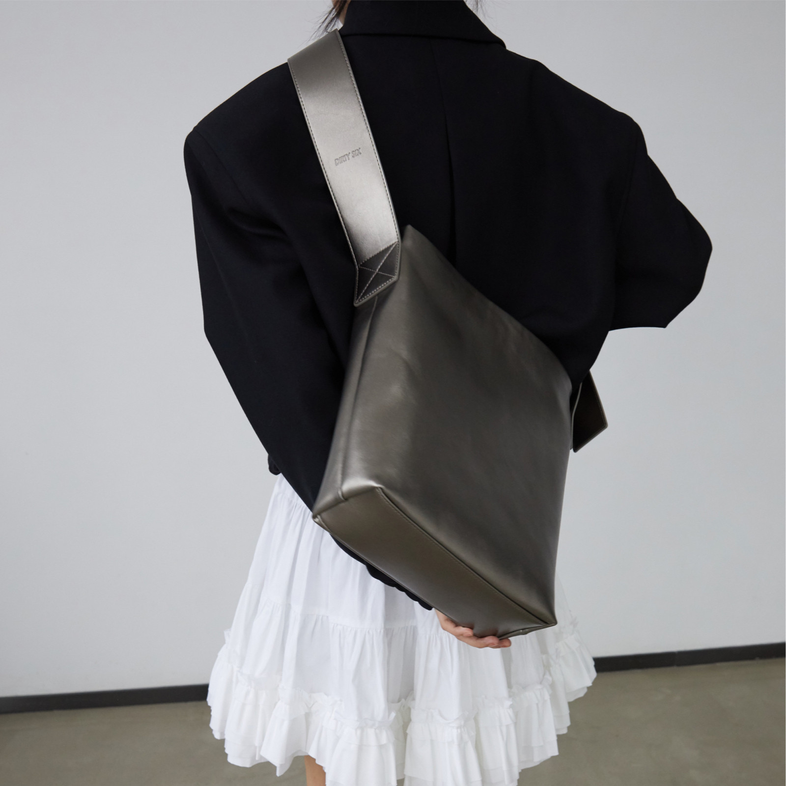 DirtySix /原创 伯伯拉茶包 宽肩带大容量 托特包,淘宝优惠券,粉丝福利购,淘宝优惠卷