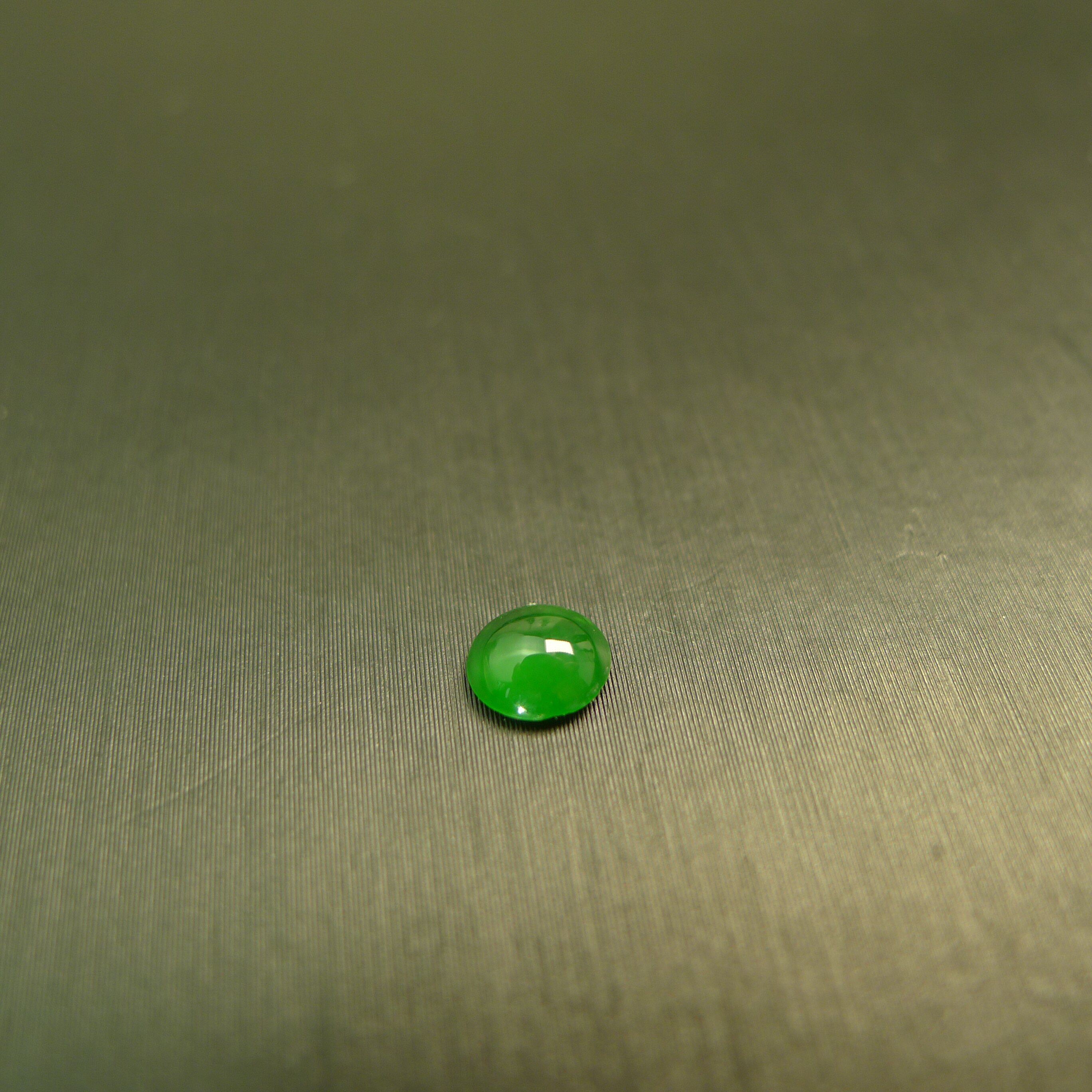 Natural grade A jadeite oval egg-shaped ring face