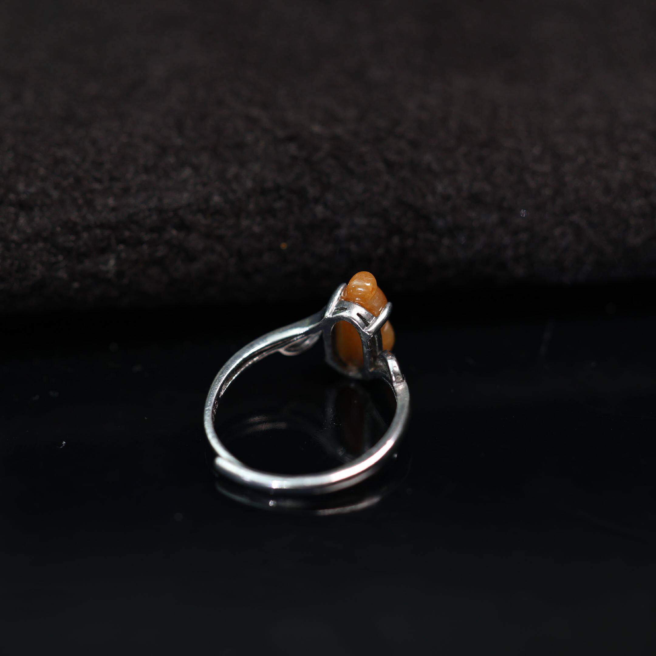 Natural grade A yellow jade gourd live ring for women