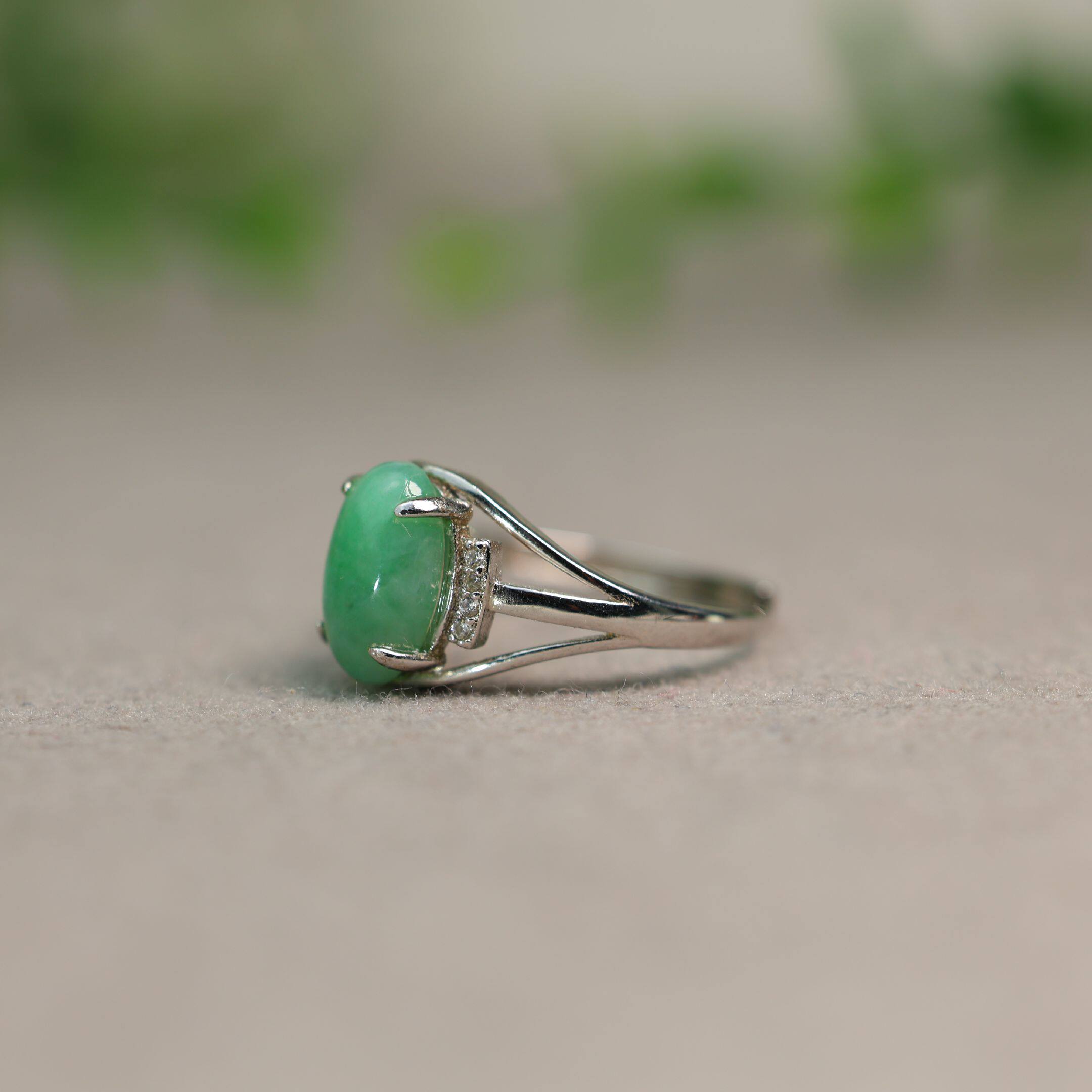 Natural Grade A Jade Oval Egg Ring