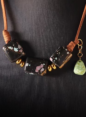 精品湖北十堰原矿绿松石樱花粉项链