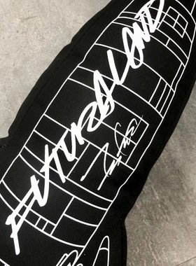 香港艺术展览限定火箭抱枕