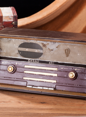 复古怀旧风老式录音机装饰摆件