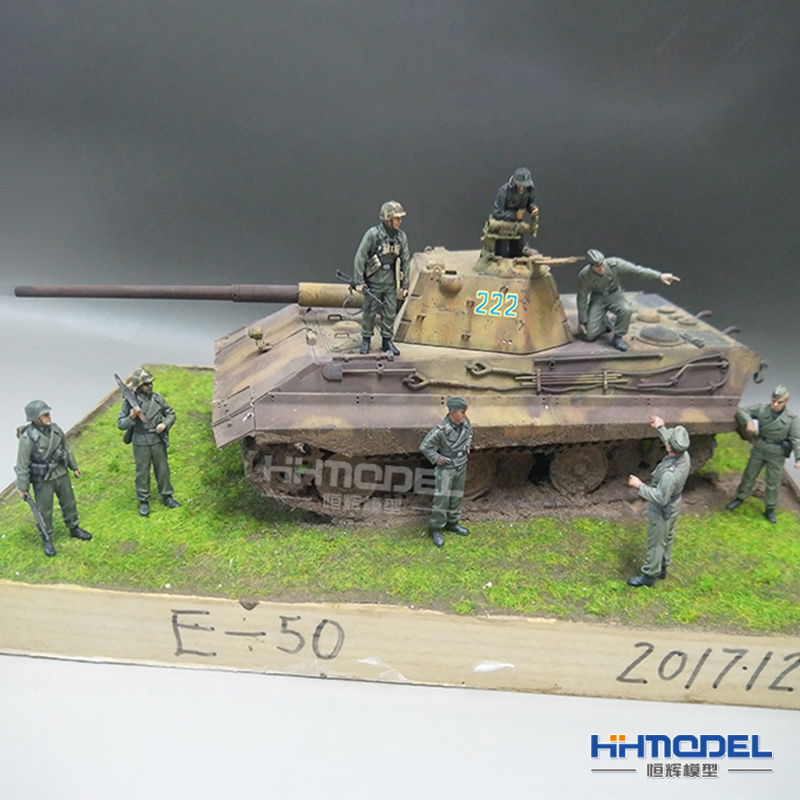 恒辉模型 CJ003 1/35 坦克+兵人模型 成品静态纯手工制作场景 - 图0