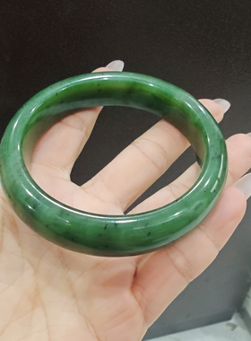 天然和田碧玉手镯 新疆料 内径60mm宽15mm