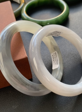 【马年大吉】HT4天然和田玉手镯花青烟紫墨绿飘花暴风雪一物一图