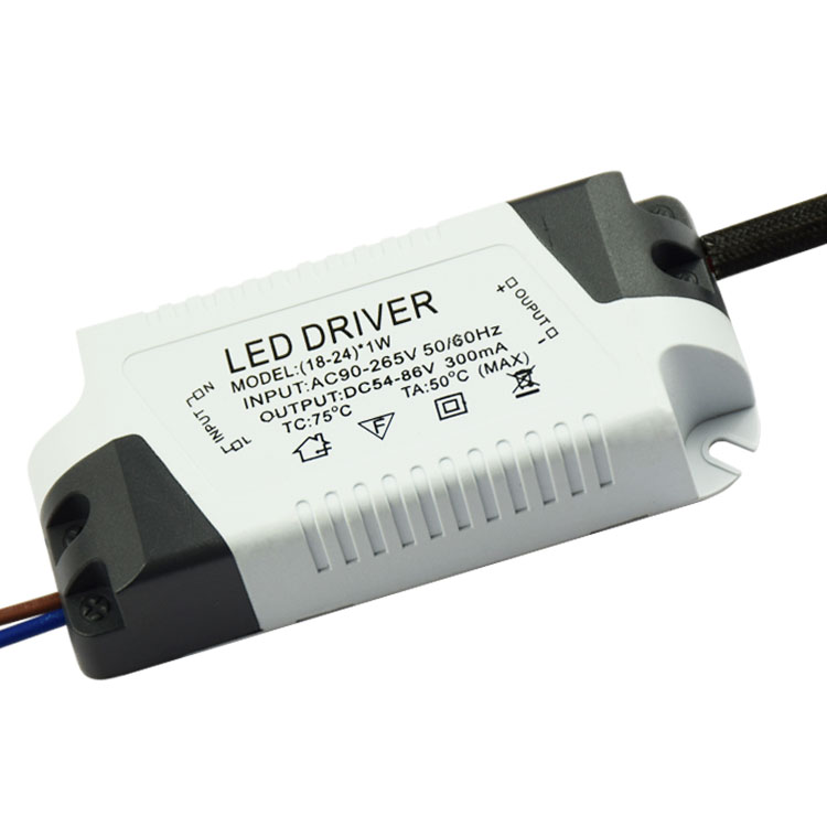 led恒流驱动电源driver3筒灯8射灯1218镇流器24三色调光36w家用