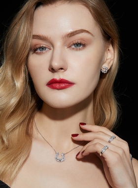 伊泰莲娜项链女锁骨链简圆环装饰清新时尚方圆几何系列闺蜜礼物