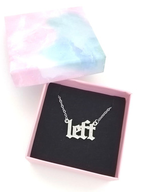 tf家族左航同款字母项链明星周边