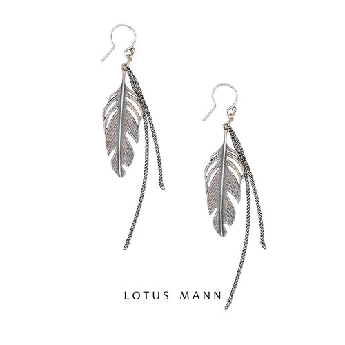 自由羽翼 羽毛摇曳925银耳环 Lotus Mann - 图2