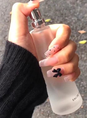 纯净之水！艺术生身上的味道～清冷淡雅玫瑰百合雪松花香冷门香水