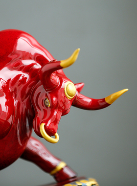 陶瓷招财牛气冲天送礼桌面装饰
