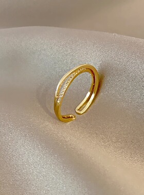 奥特莱斯品牌撤柜清仓捡漏折扣官网奥莱店outlets 交叉素圈戒指