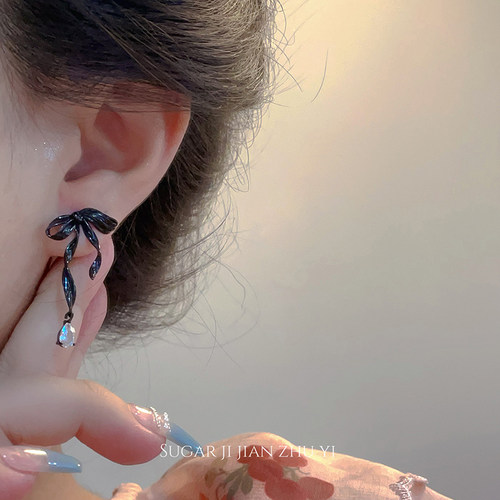 SUGAR 芭蕾风蝴蝶结耳钉新款2025爆款时尚耳饰个性甜酷气质耳环女 - 图2